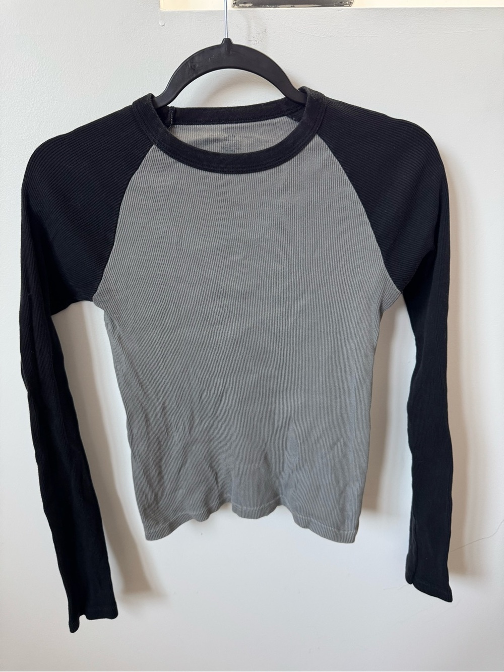 Brandy Melville Black & Gray Long Sleeve Raglan Tee